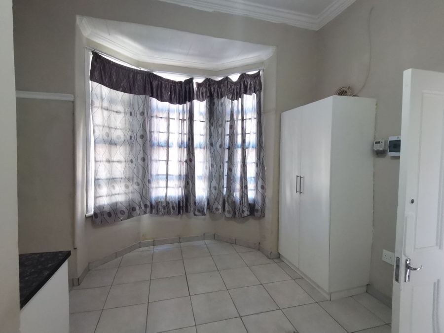 To Let 1 Bedroom Property for Rent in Port Elizabeth Central Eastern Cape